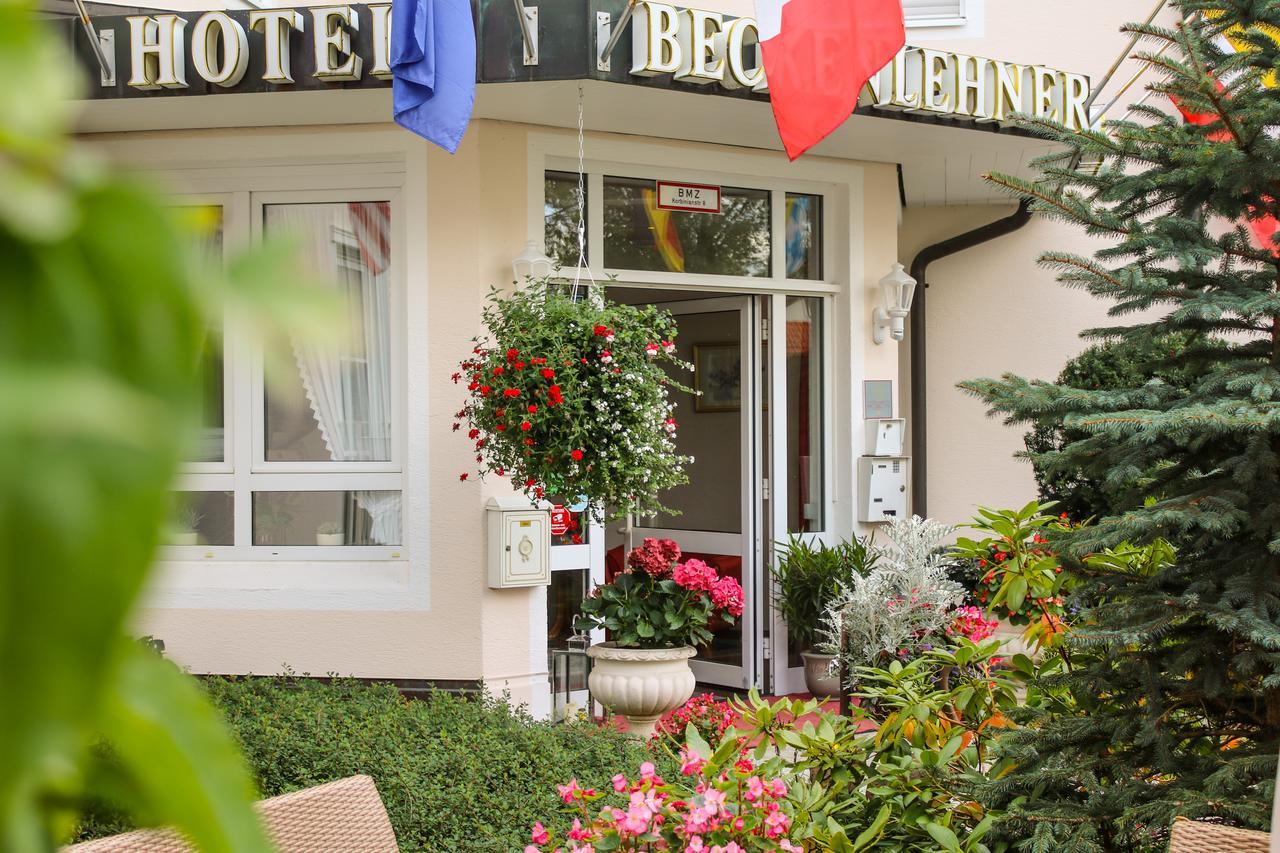 Boutique Hotel Beckenlehner Unterhaching Exterior foto